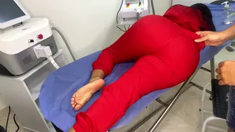 I came here to massage her big ass, ends up squirting